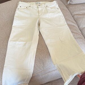 Abercrombie & Fitch Cream ultra low rise SHORT